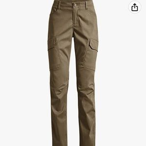 Women’s under armor cargo pants NWT size 12